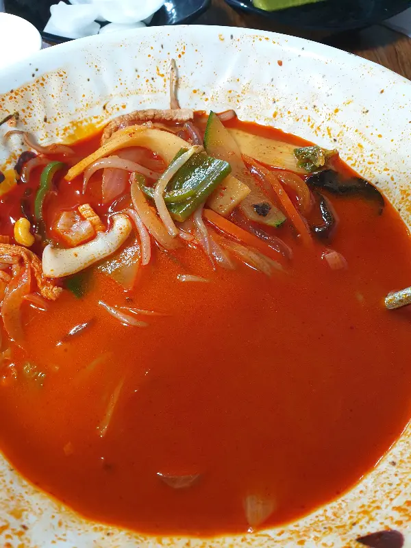 푸짐한 짬뽕 한 상