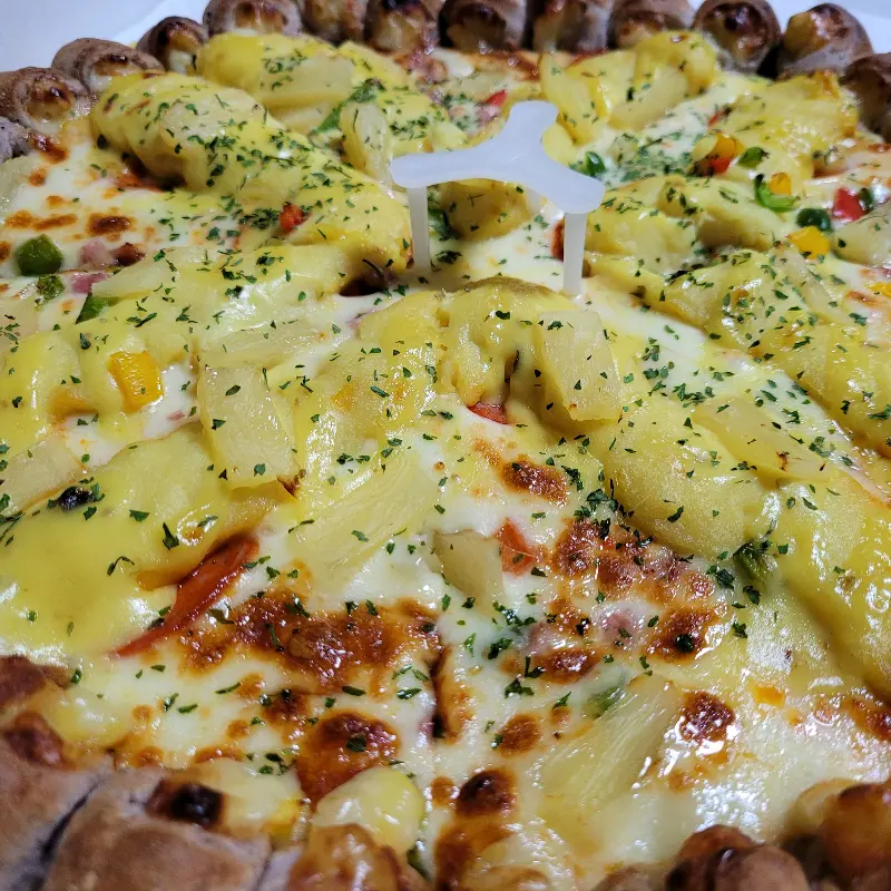 고구마무스 바이트 피자 확대샷