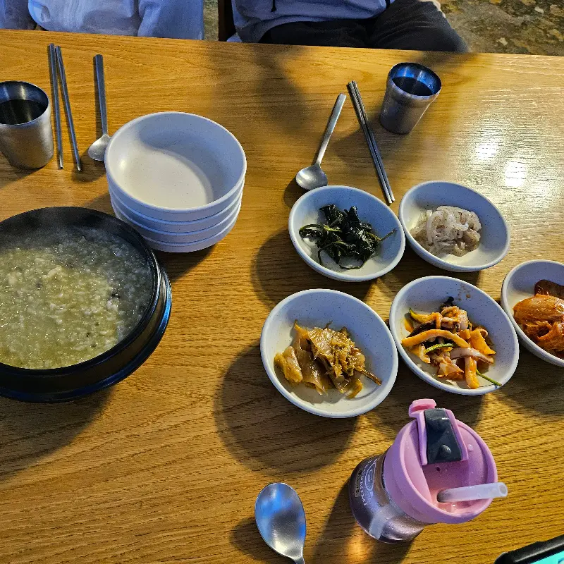 푸짐한 해산물 한 상