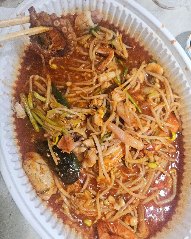 푸짐한 양의 아구찜