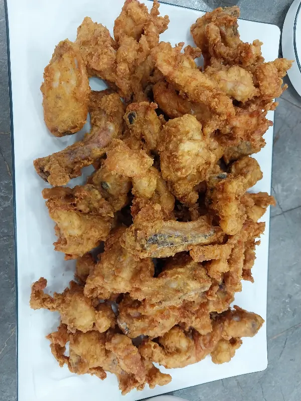 거인통닭 치킨 한 상