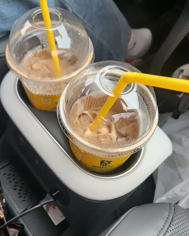 시원한 아이스 아메리카노