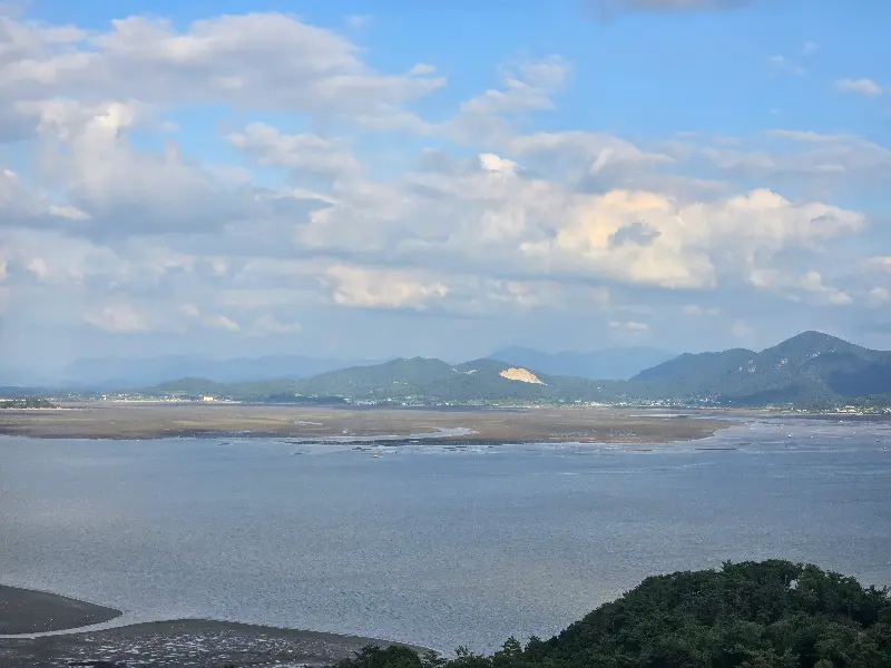 식당 외부 풍경