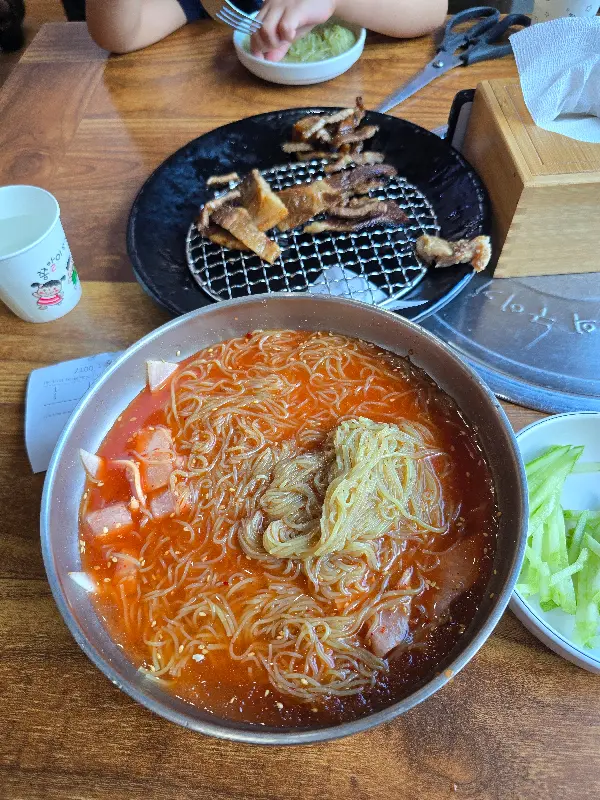 물비빔냉면