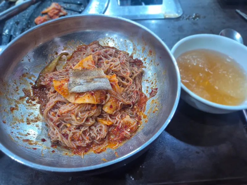 시원한 비빔냉면