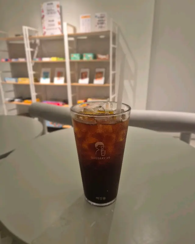 디저트39 테이블