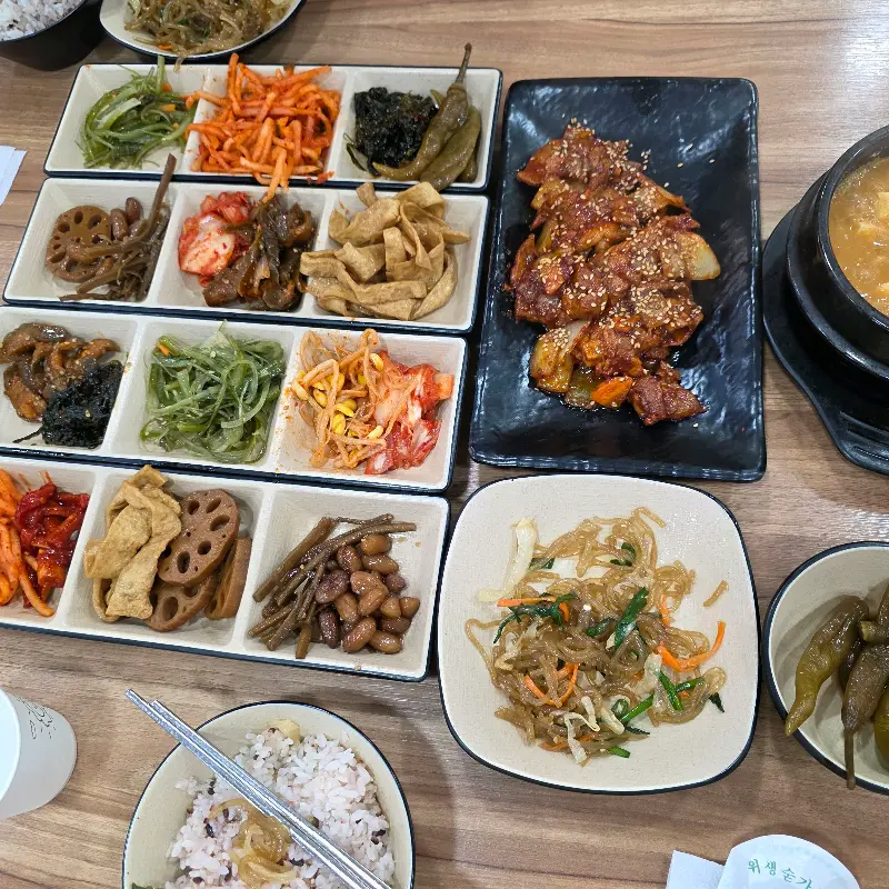 푸짐한 한 상 차림