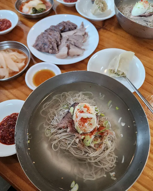 푸짐한 한상차림