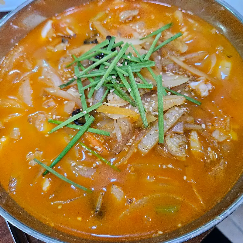 해산물이 가득한 짬뽕