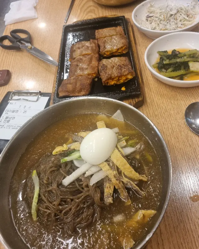 깔끔한 냉면