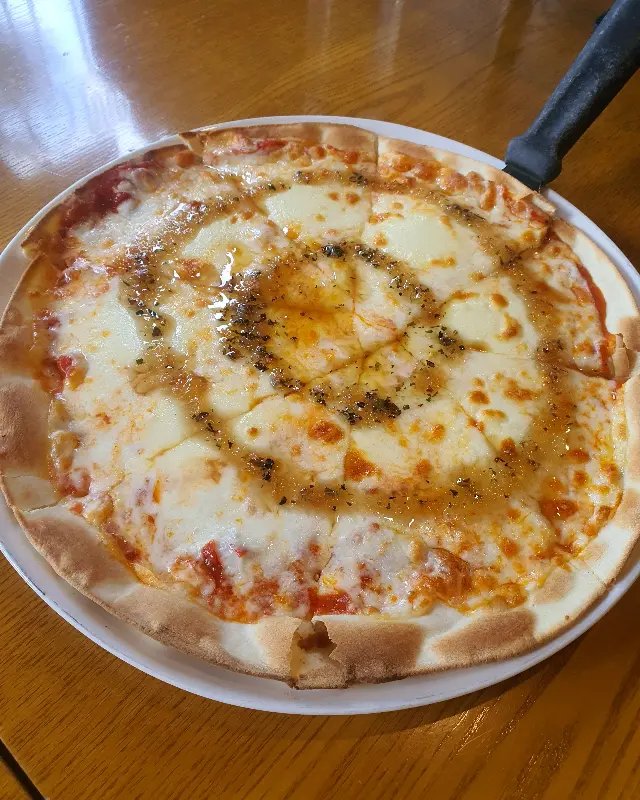 고르곤졸라 피자