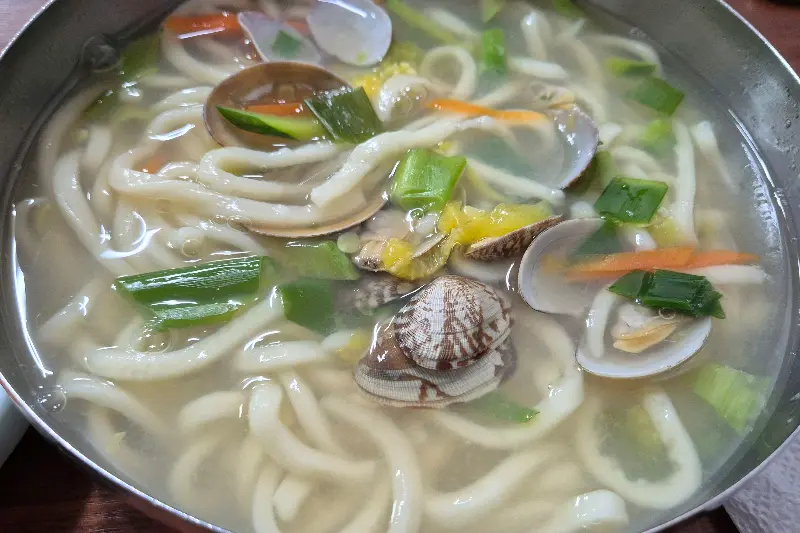 엄마네 팥죽 바지락 칼국수