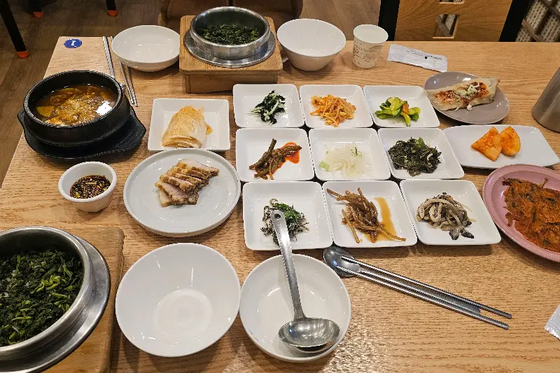 곤드레밥 정식 한상차림