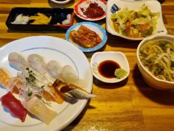순천 문화의 거리에서 만난 보석, 희락: 맛과 정이 넘치는 숨은 맛집 탐험기