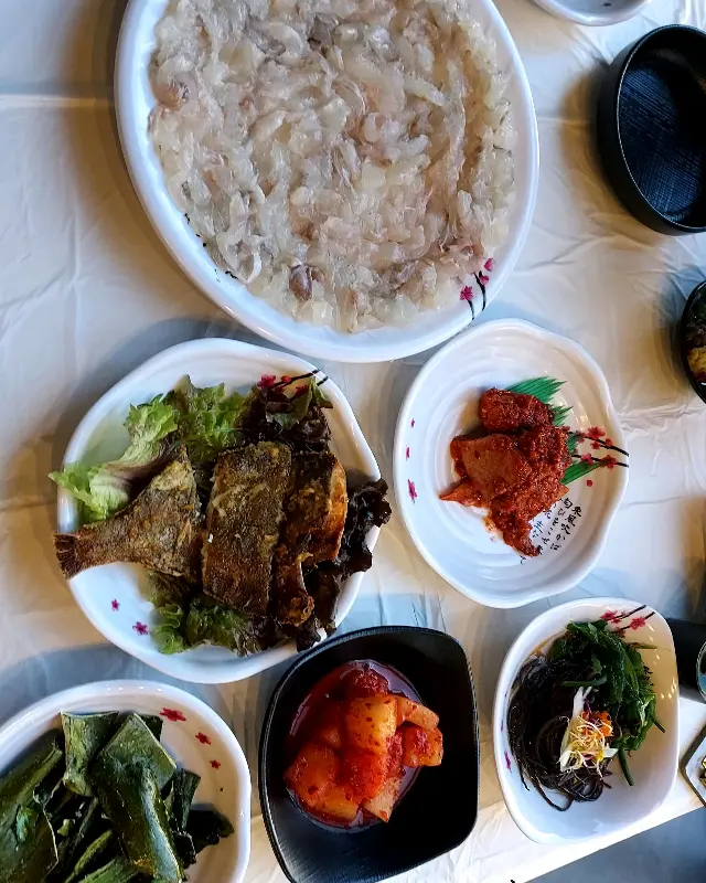 세꼬시와 밑반찬