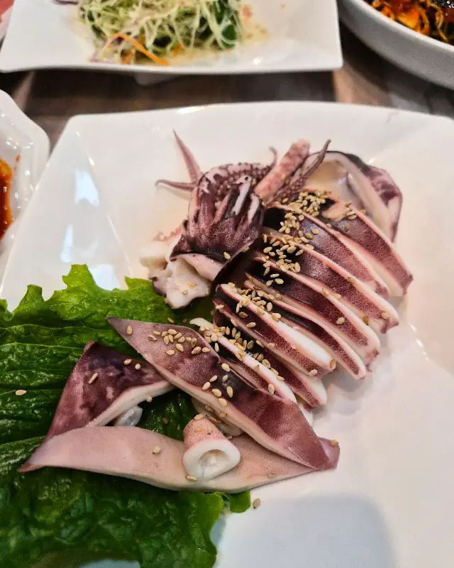 싱싱한 오징어 숙회