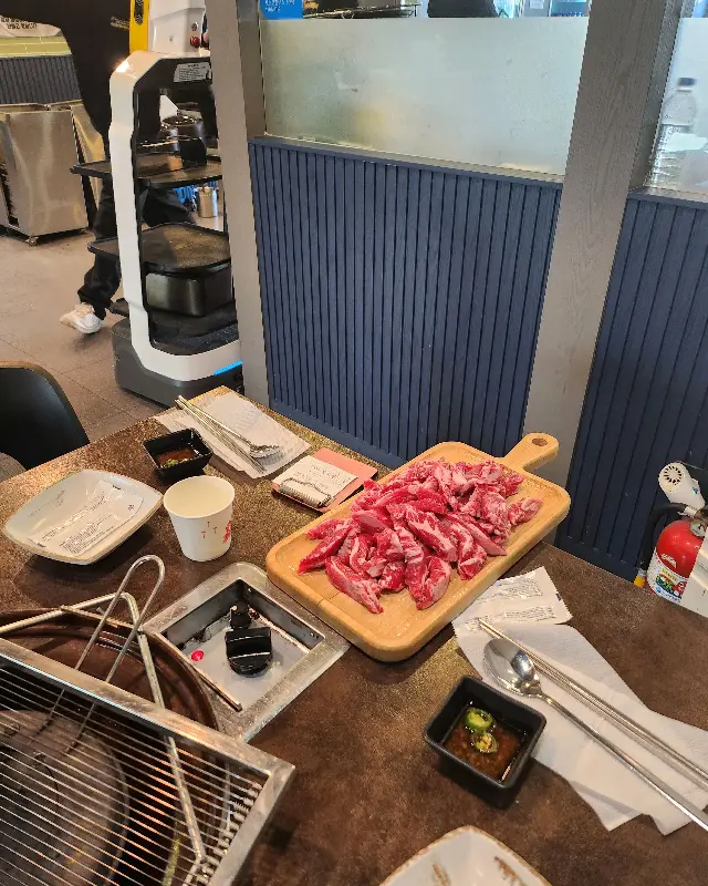 넓고 쾌적한 매장