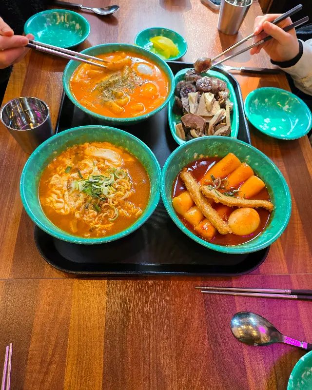 우리할매떡볶이 한상차림