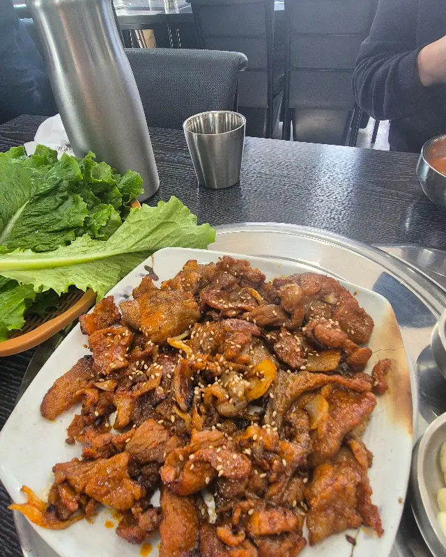 푸짐한 고추장 불고기 한 상 차림