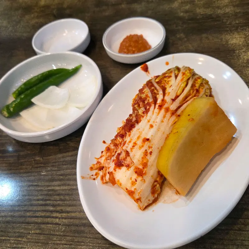 문산순대국 밑반찬