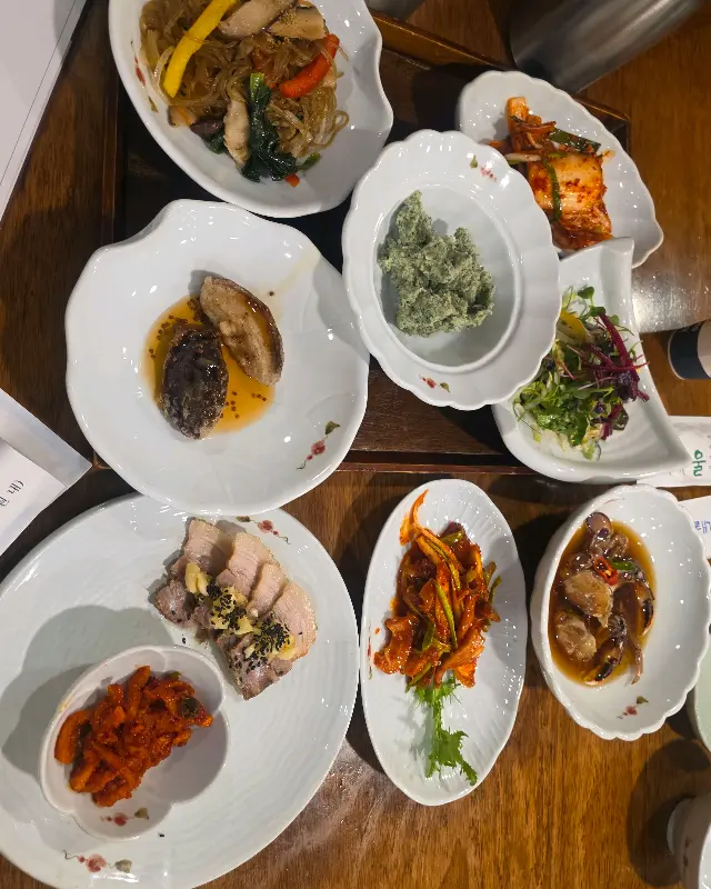 푸짐한 한상차림