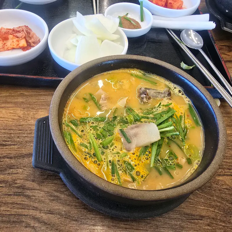 장수촌 돼지국밥