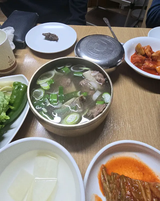맛있는 갈비 한 상