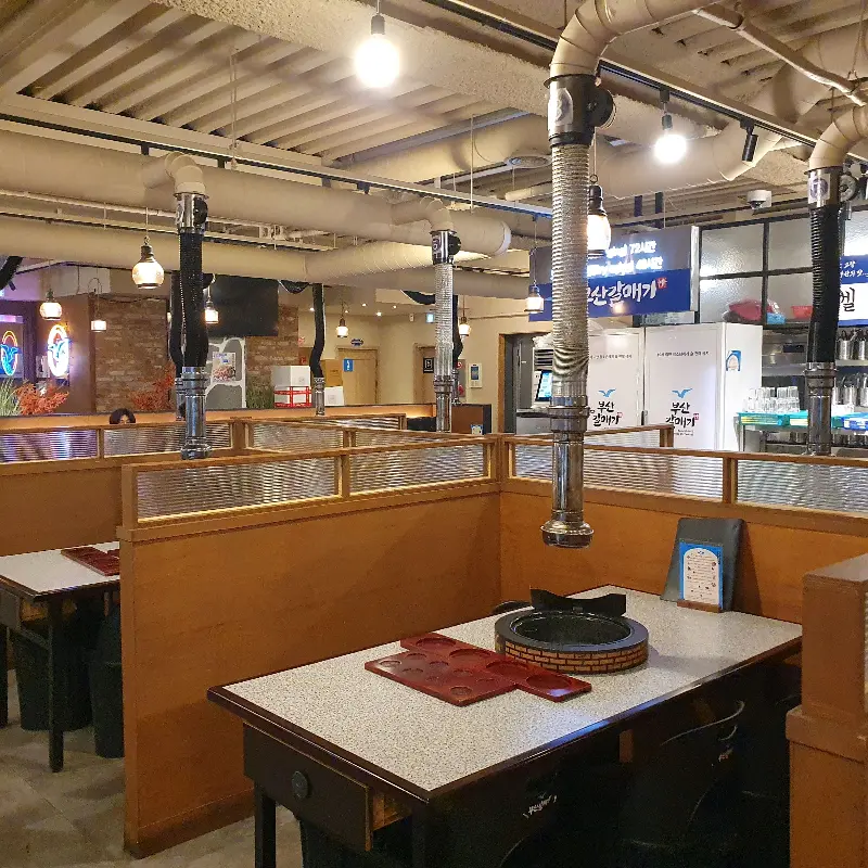 넓고 쾌적한 부산갈매기 내부