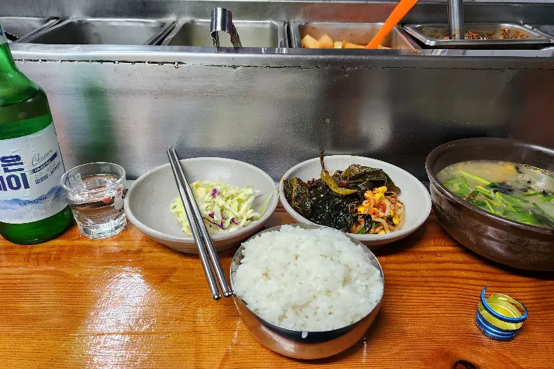 푸짐한 시락국 한 상 차림