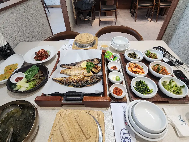 물오른삼천포 한상차림