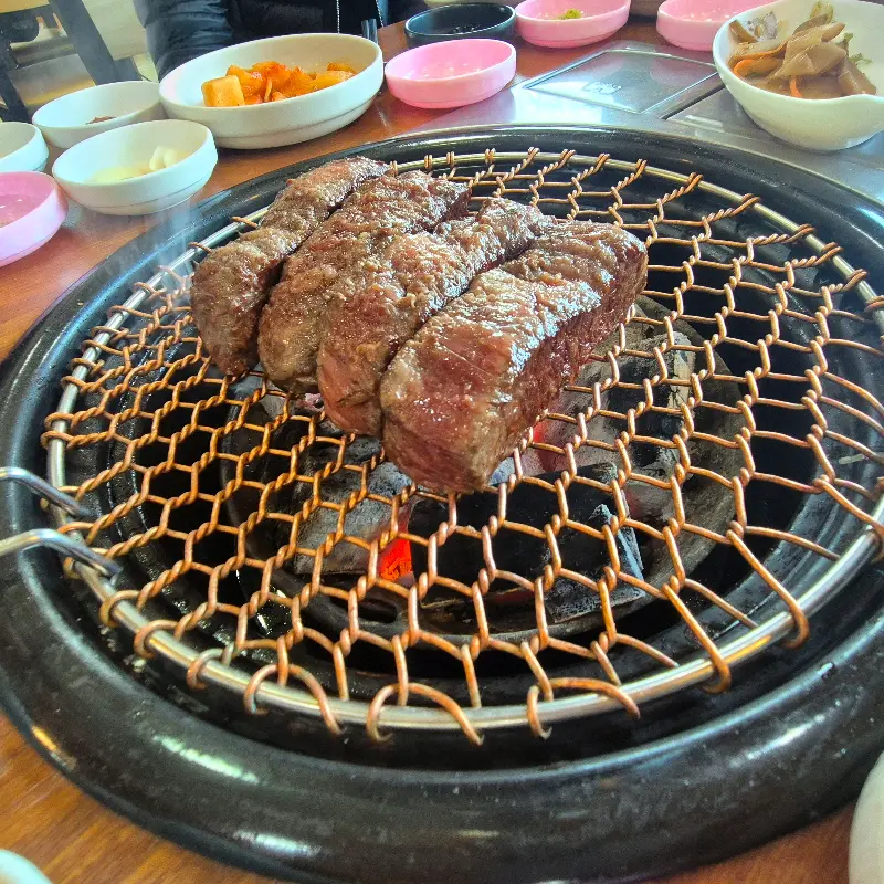 환상적인 비주얼의 꽃등심