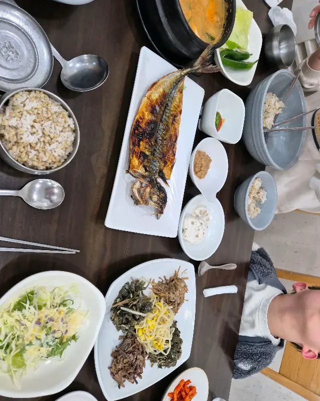 다양한 나물 반찬