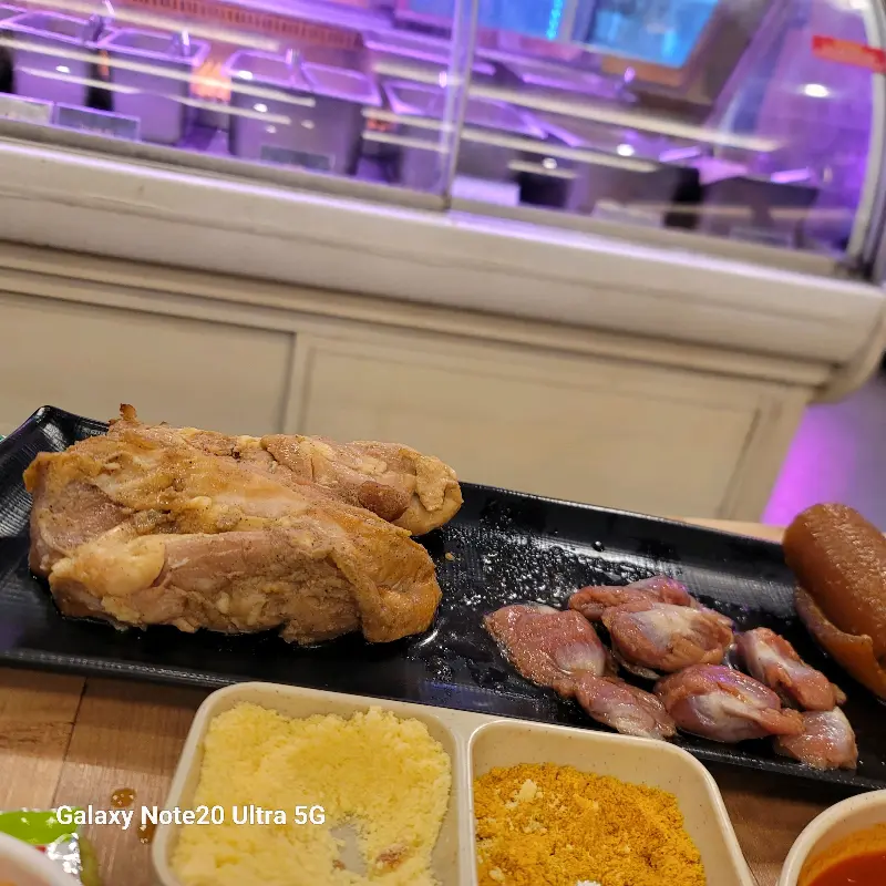 고기 뷔페 코너