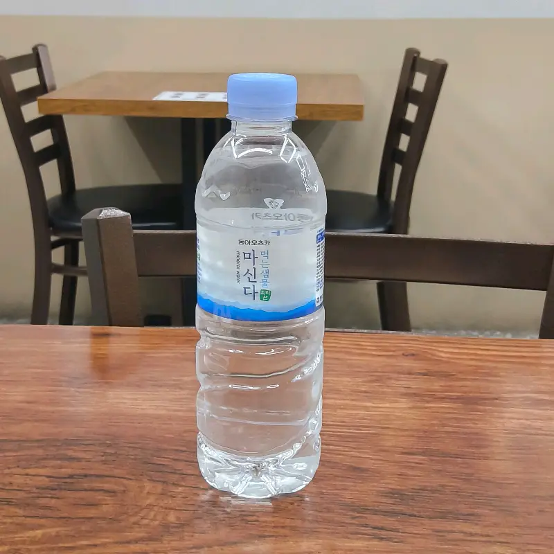 유미카츠 테이블