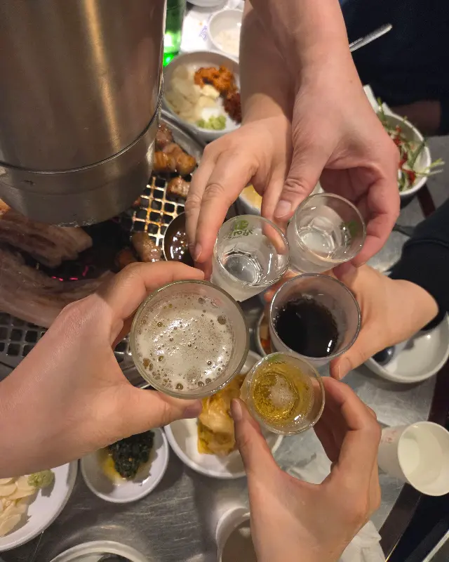 즐거운 식사 분위기