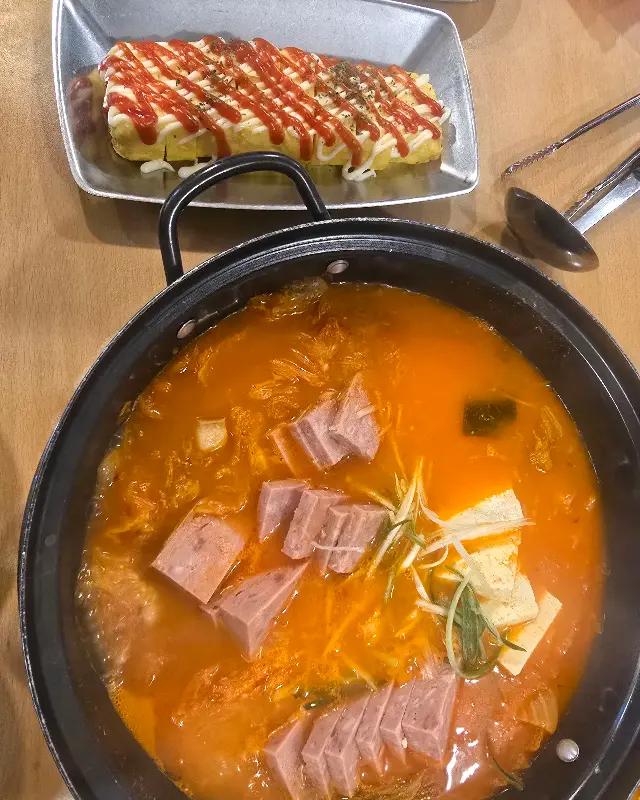 김치찌개와 계란말이