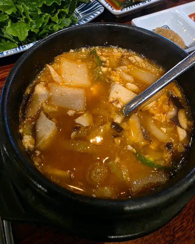 마무리 식사로 제격인 된장찌개