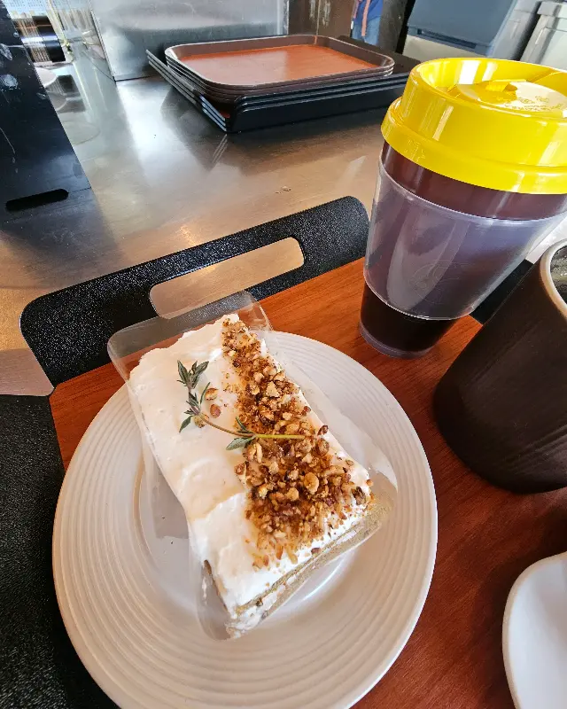 밤 티라미수 케이크