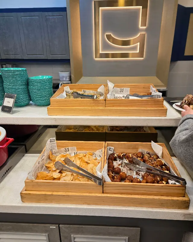 다양한 튀김 메뉴