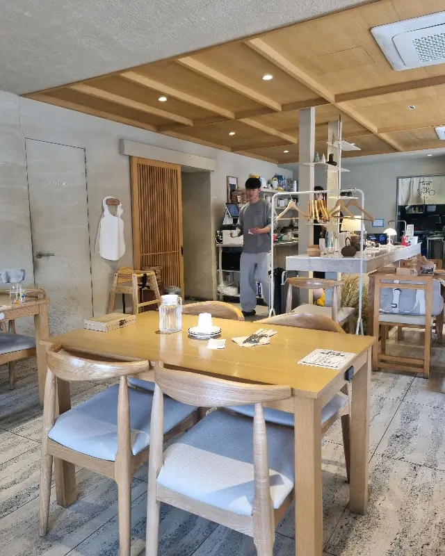 료코 내부 인테리어