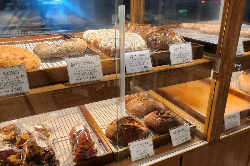 다양한 빵 종류