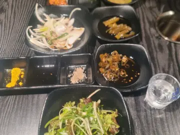 아이와 함께 즐기는 행복한 고기 만찬, 명지국제신도시 돈에서 찾은 최고의 맛집