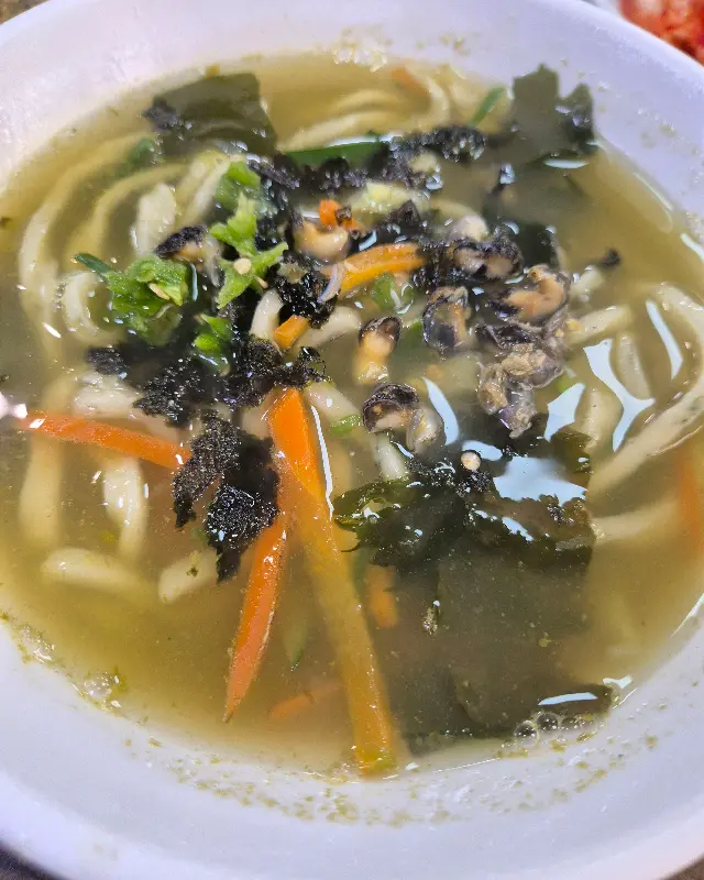 보말이 듬뿍 들어간 칼국수