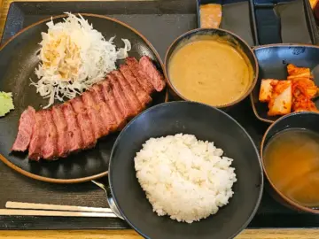 미식가의 설렘이 시작되는 곳, 여의도 맛집 규카츠정에서 맛보는 황홀경