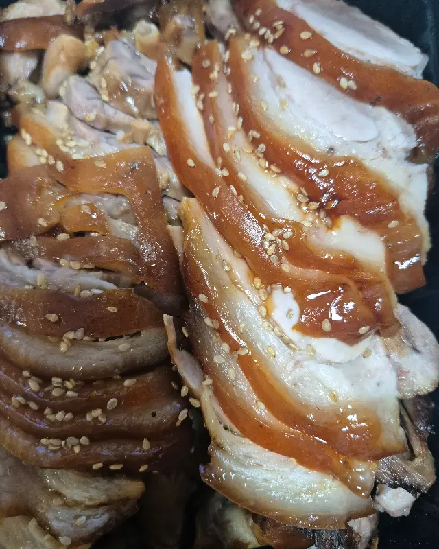 윤기가 흐르는 족발 클로즈업