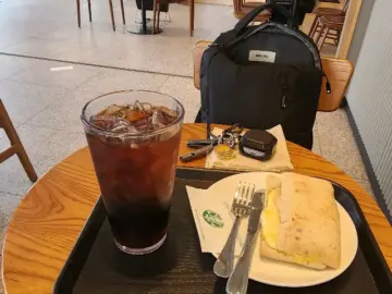 힙스터들의 성지, 일산 문촌사거리 커피 맛집 스타벅스에서 영혼 충전!