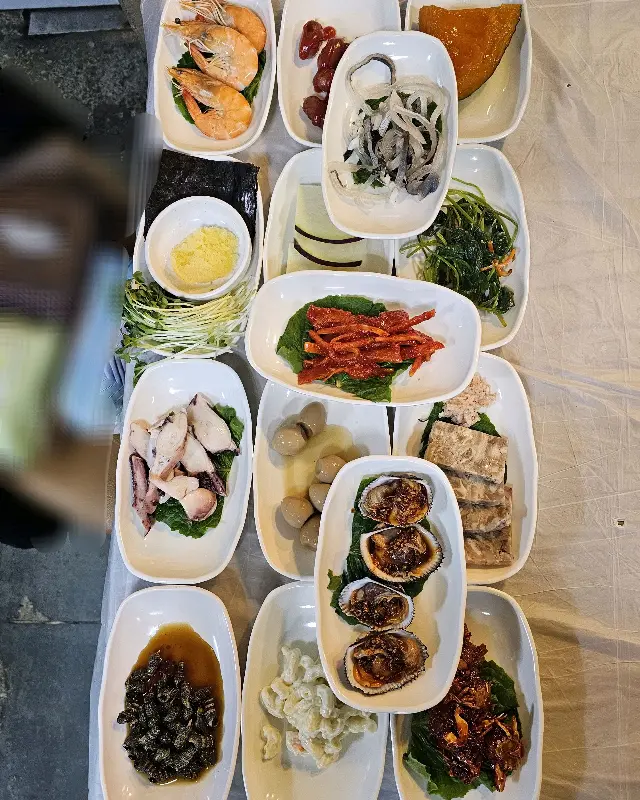 푸짐한 한상차림