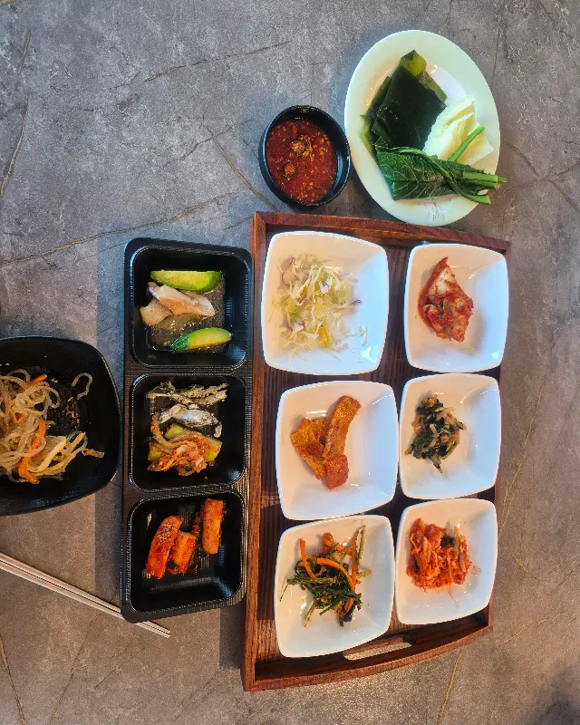 다채로운 밑반찬