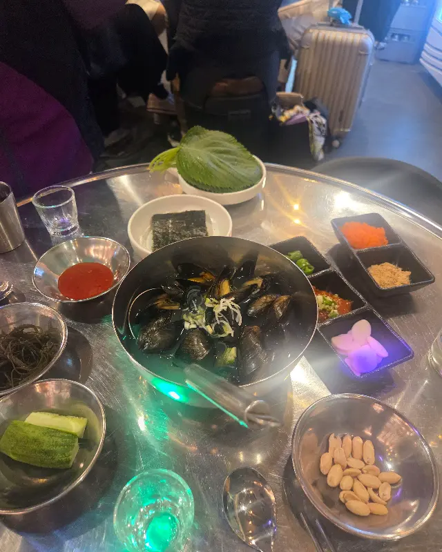 기본으로 제공되는 홍합탕