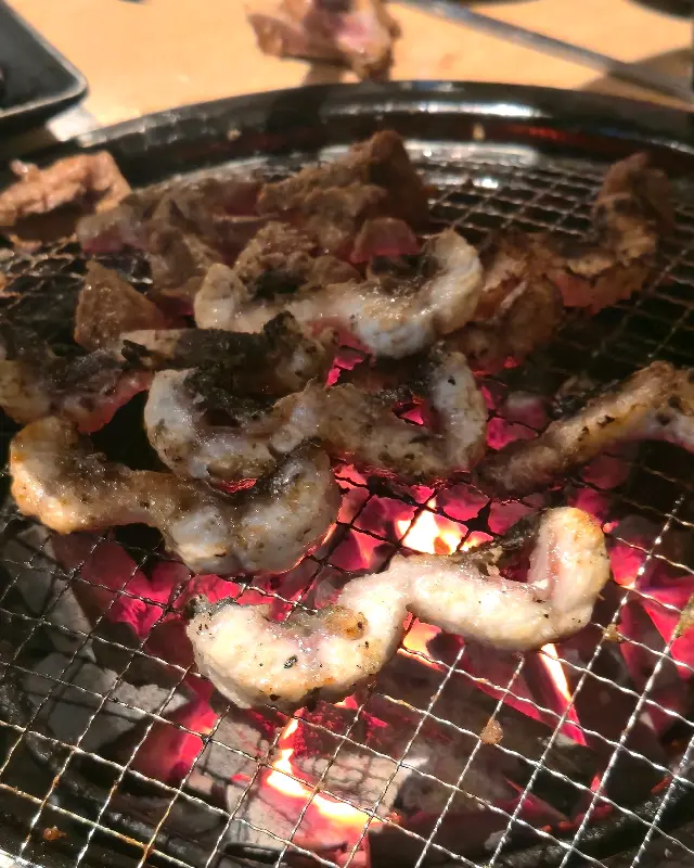 노릇노릇하게 구워진 장어